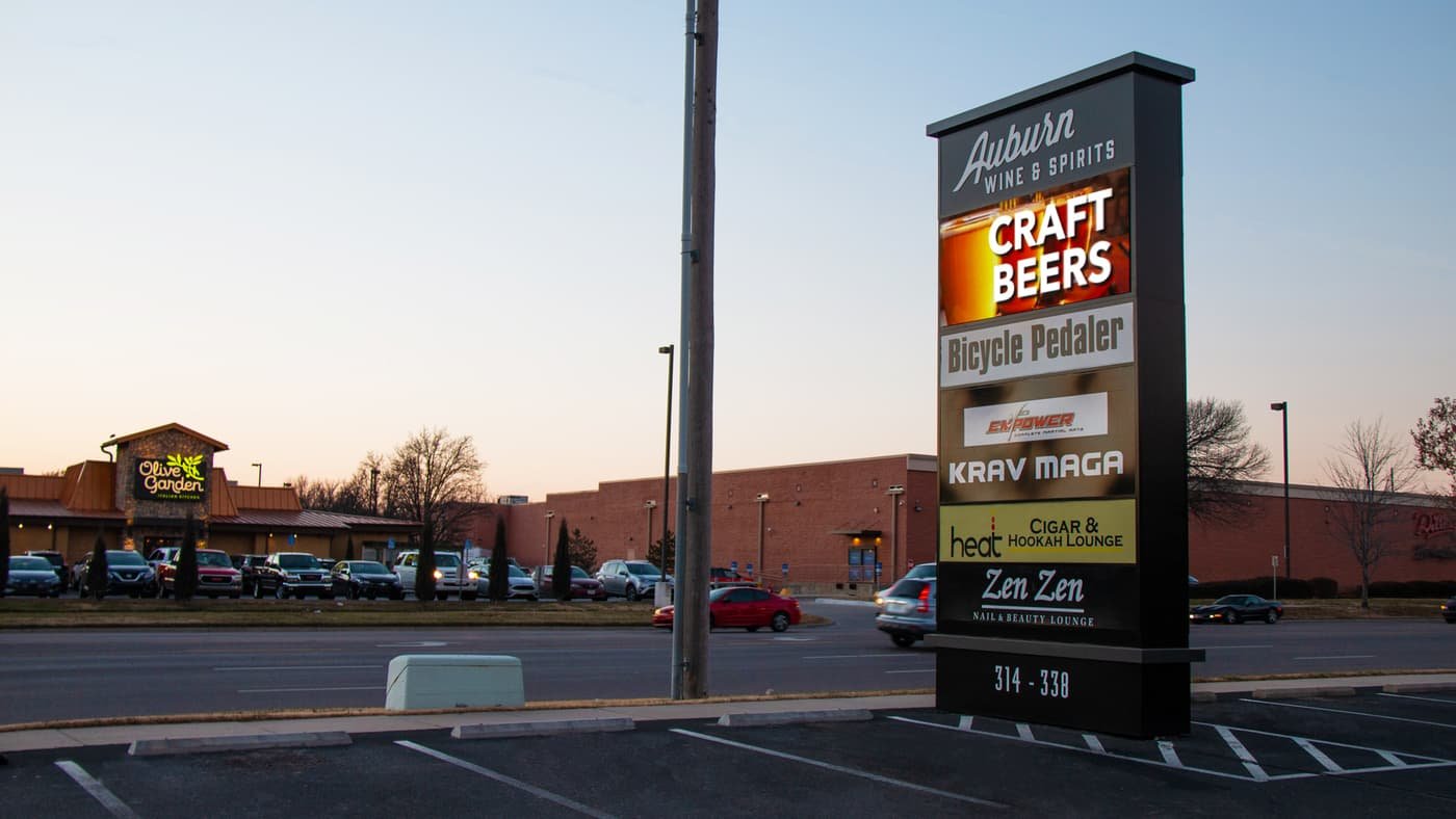 Auburn Wine and Spirits: monument sign + led display